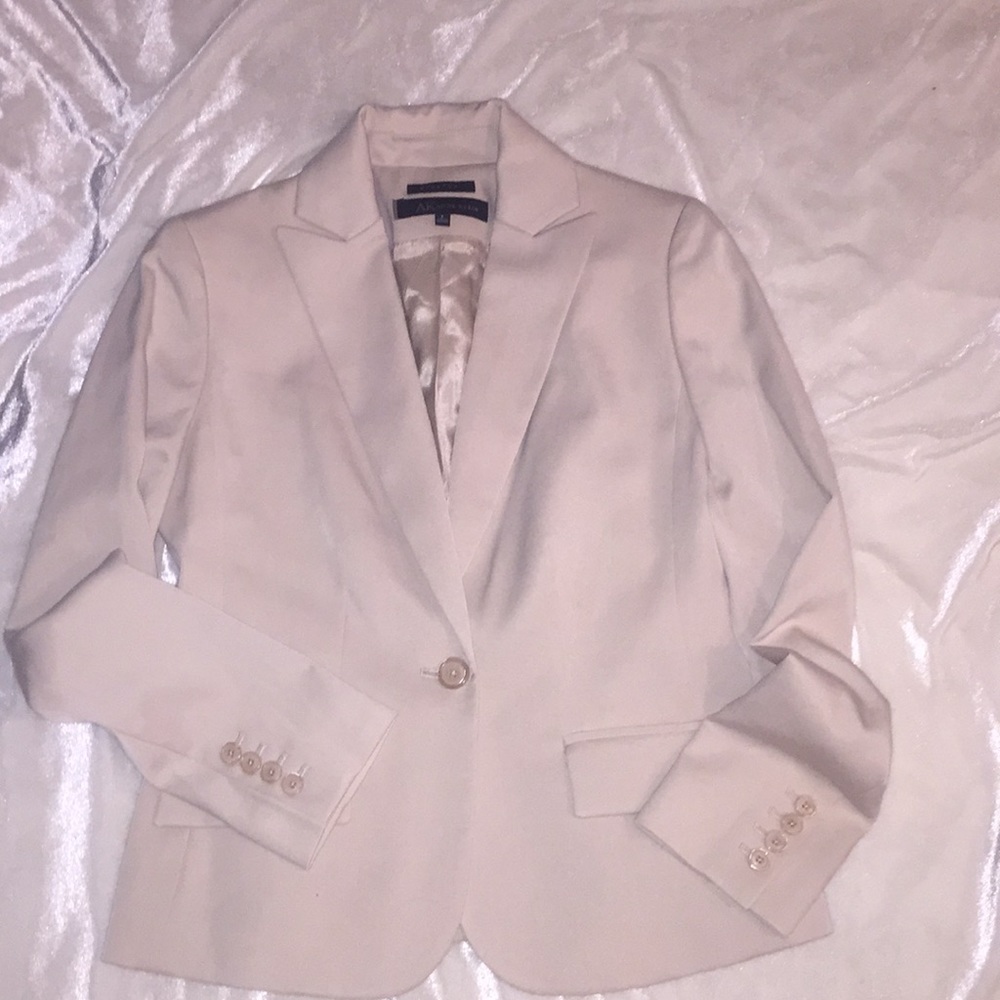 Vintage Anne Klein Stretch Cream Blazer